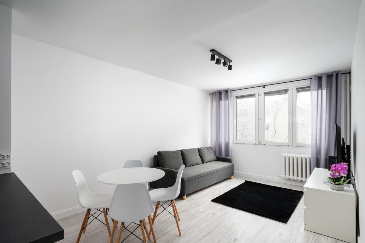 Wierzbno Modern Apartment Warschau Buitenkant foto