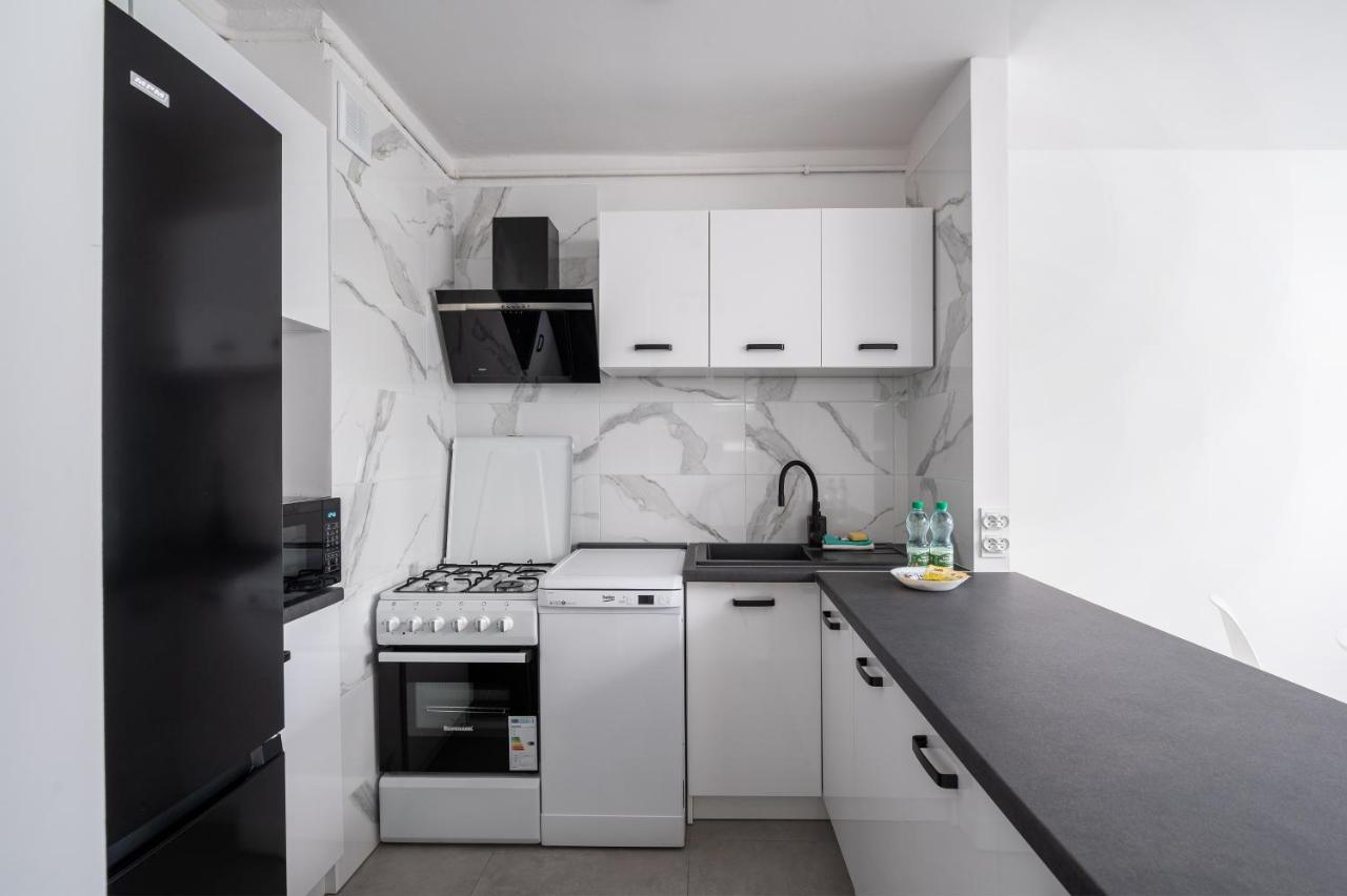 Wierzbno Modern Apartment Warschau Buitenkant foto